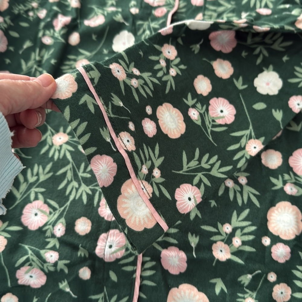 Pjs ❤️🎄 - Picture 7 of 8
